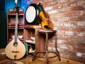 Celtic-String-Instruments-scaled-1-1024x768
